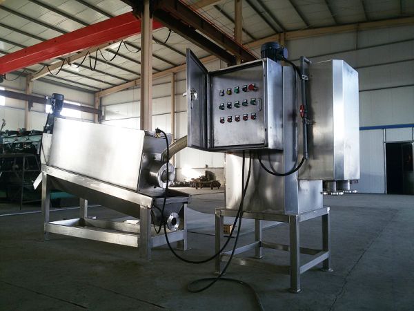 疊螺式污泥脫水機-廣州某醫院設備發貨